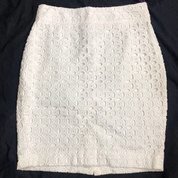 LOFT Dresses & Skirts - LOFT white pencil skirt!